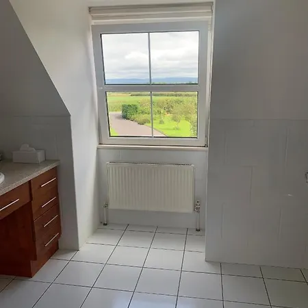 Enniscrone King Room Oda ve Kahvaltı Enniscrone